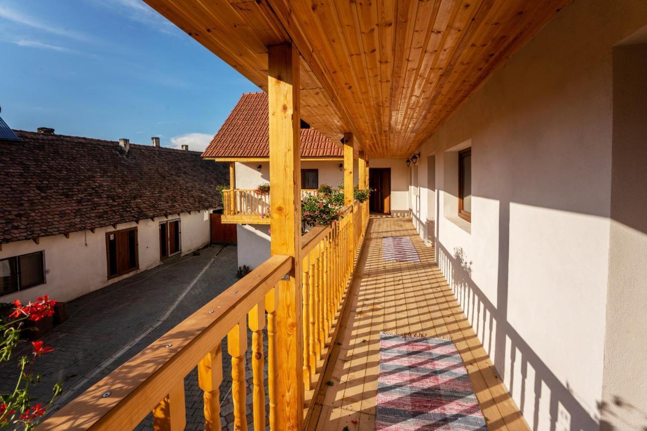 Casa Brutarului Crit Hotel Exterior foto